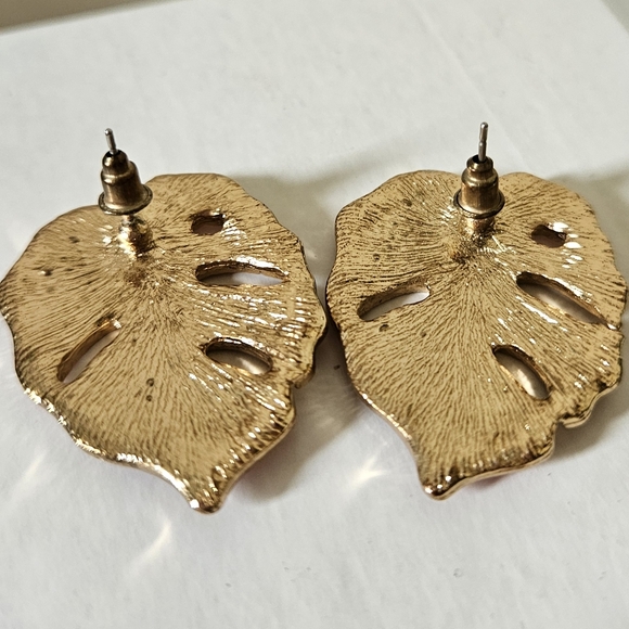 Monstera Leaf Earrings, Pink, Orange, Red Enamel - Picture 2 of 3